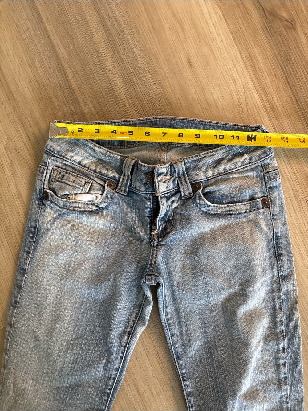 Guess low rise jeans